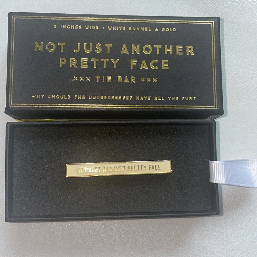 Easy Tiger Men's tie bar clip on White/gold trim  NWT